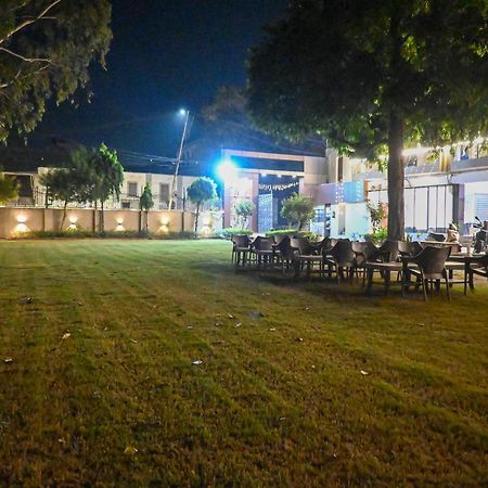The Kedar Resort Mathura Luaran gambar