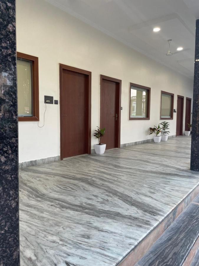 The Kedar Resort Mathura Luaran gambar