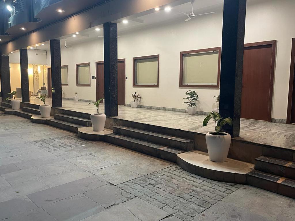 The Kedar Resort Mathura Luaran gambar