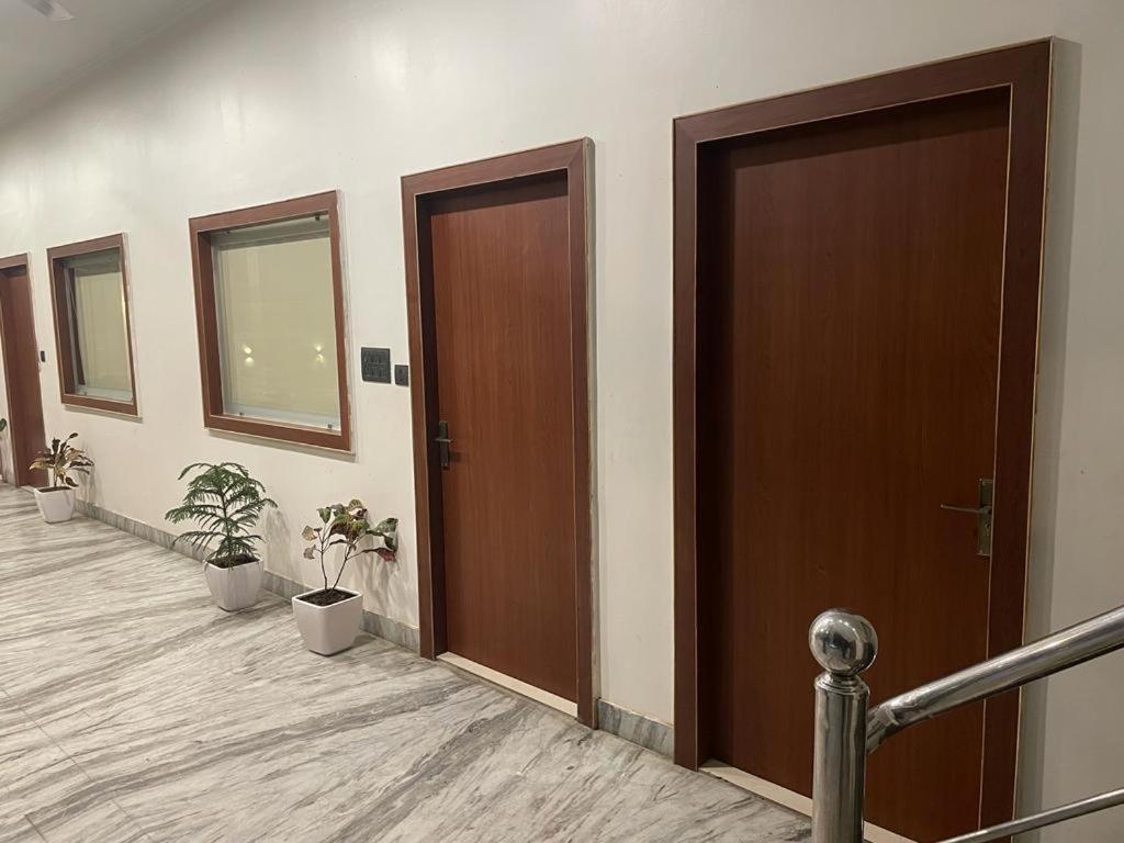 The Kedar Resort Mathura Luaran gambar