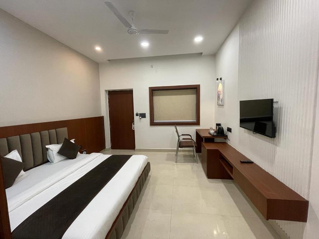 The Kedar Resort Mathura Luaran gambar