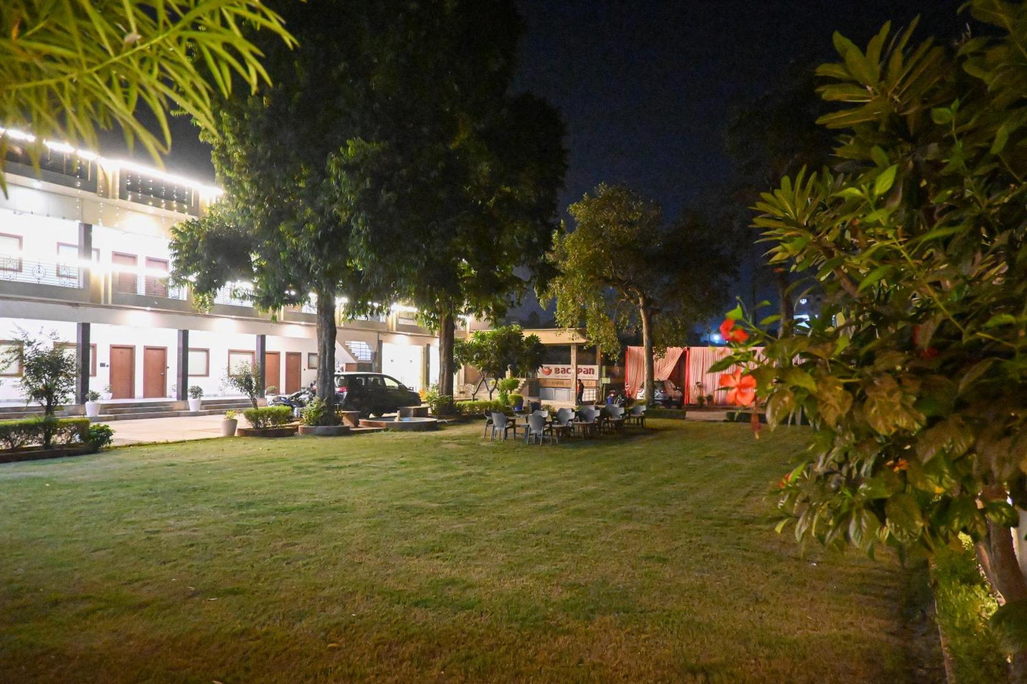 The Kedar Resort Mathura Luaran gambar