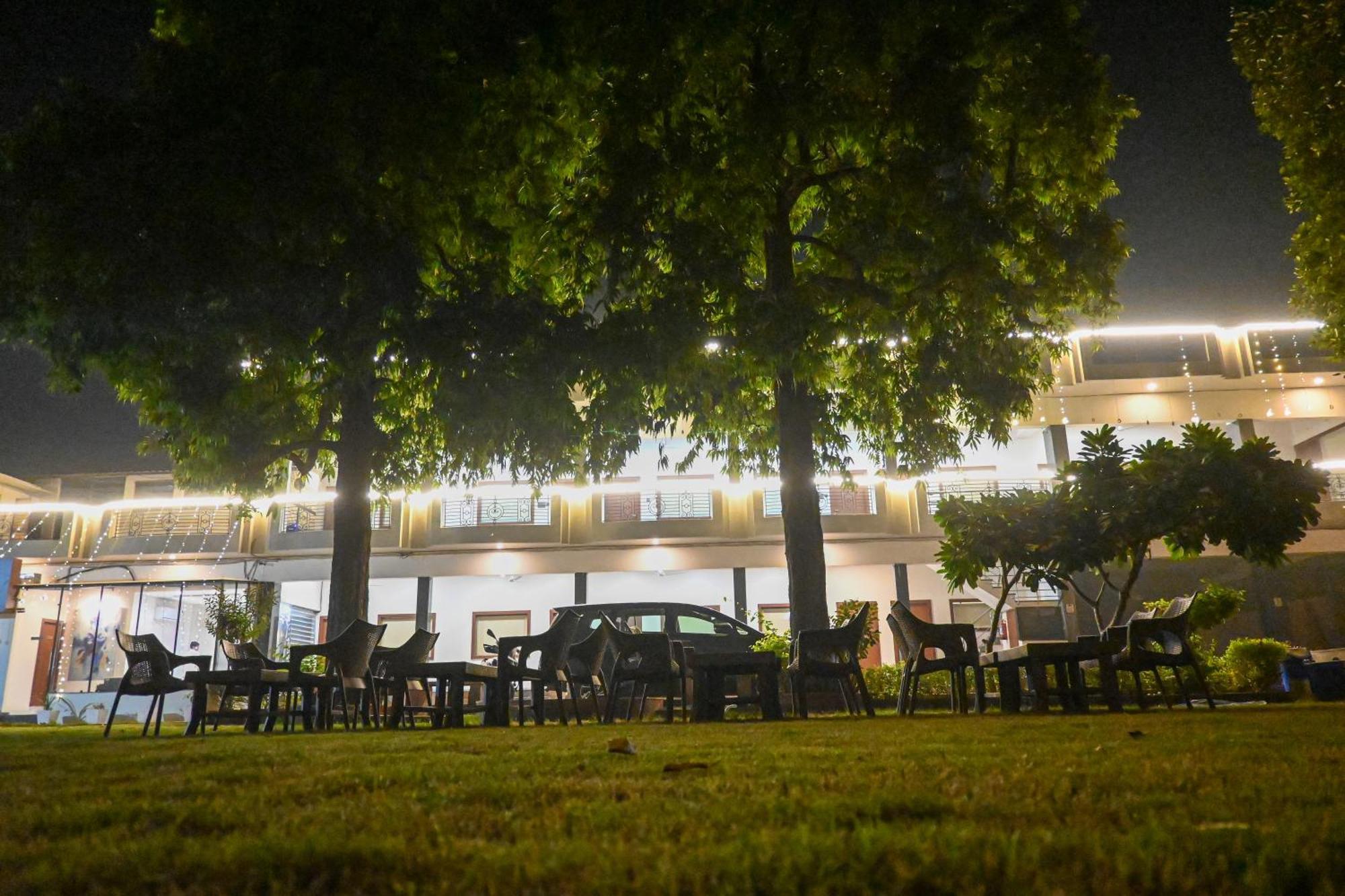 The Kedar Resort Mathura Luaran gambar